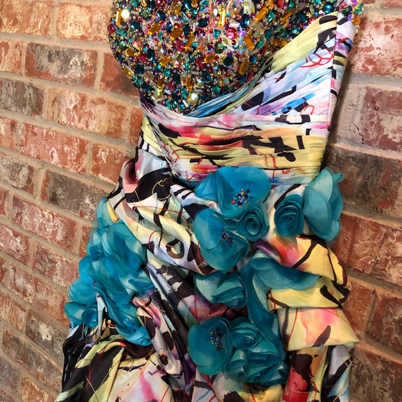 Formal - Picture 2 of 4